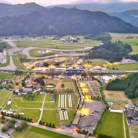 Grandprixcamp, Closest To The Red Bull Ring, Up To 4 Guests In A Tent Spielberg Bei Knittelfeld Kültér fotó